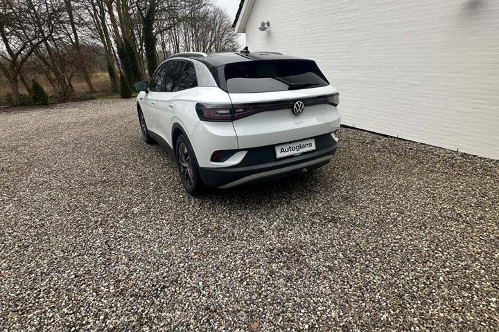 Hvid VW ID.4 fra 2021