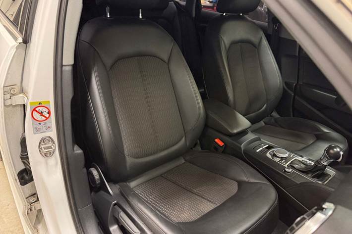 Hvid Audi A3 fra 2017