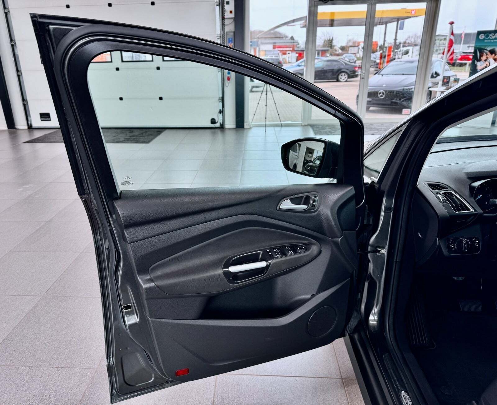 Ford C-MAX 1,5 TDCi 120 Titanium aut.