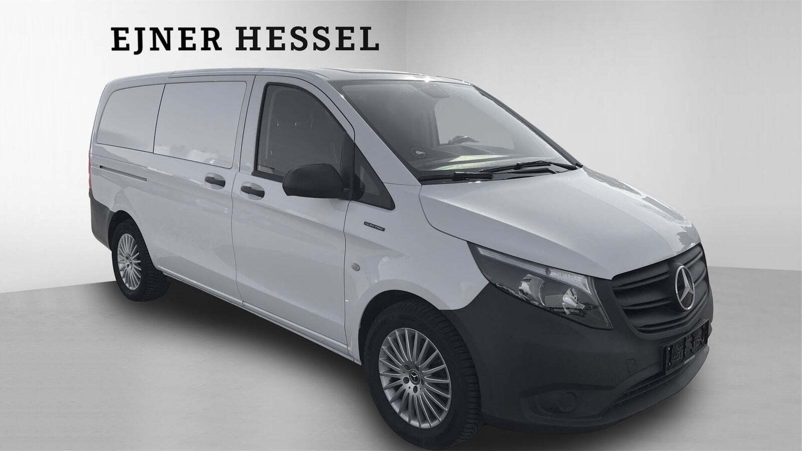 Mercedes eVito 129 Tourer PRO L Van