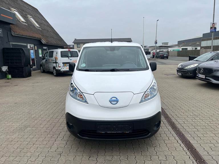 Nissan e-NV200 Comfort+ Van