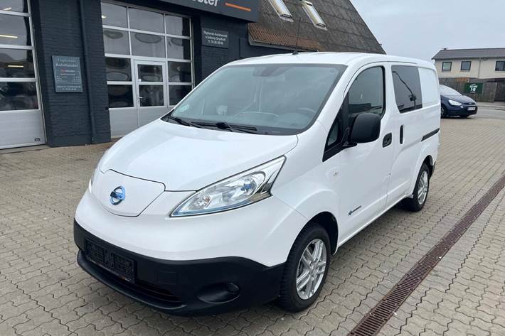 Hvid Nissan e-NV200 fra 2020