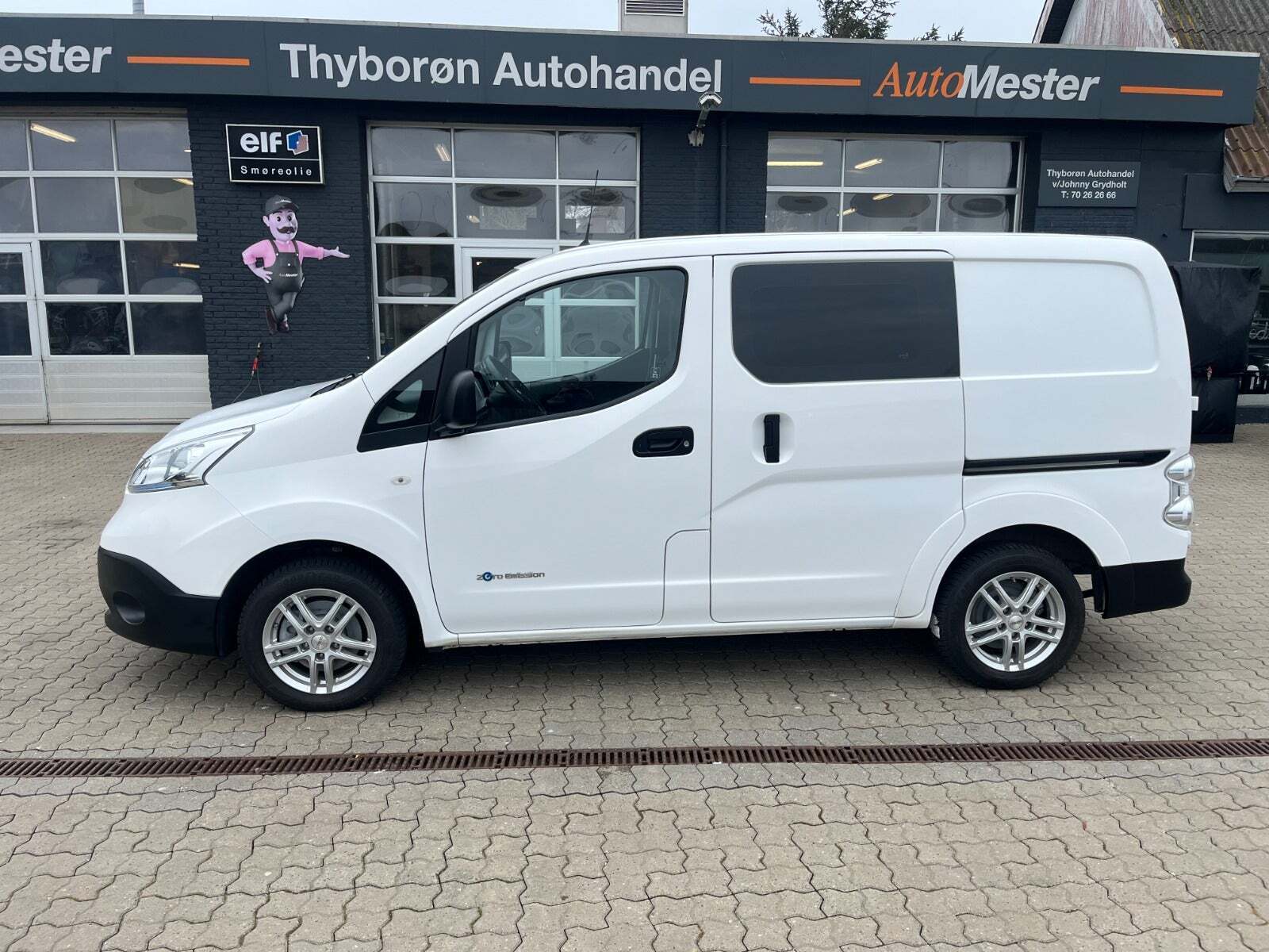Hvid Nissan e-NV200 fra 2020