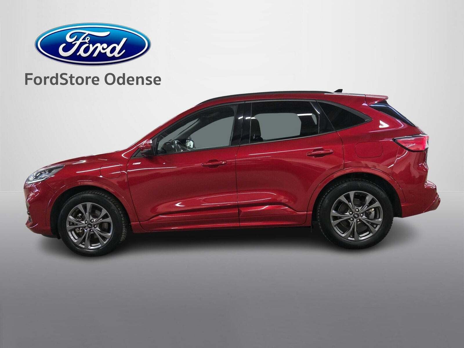 Ford Kuga 2,5 PHEV ST-Line X CVT
