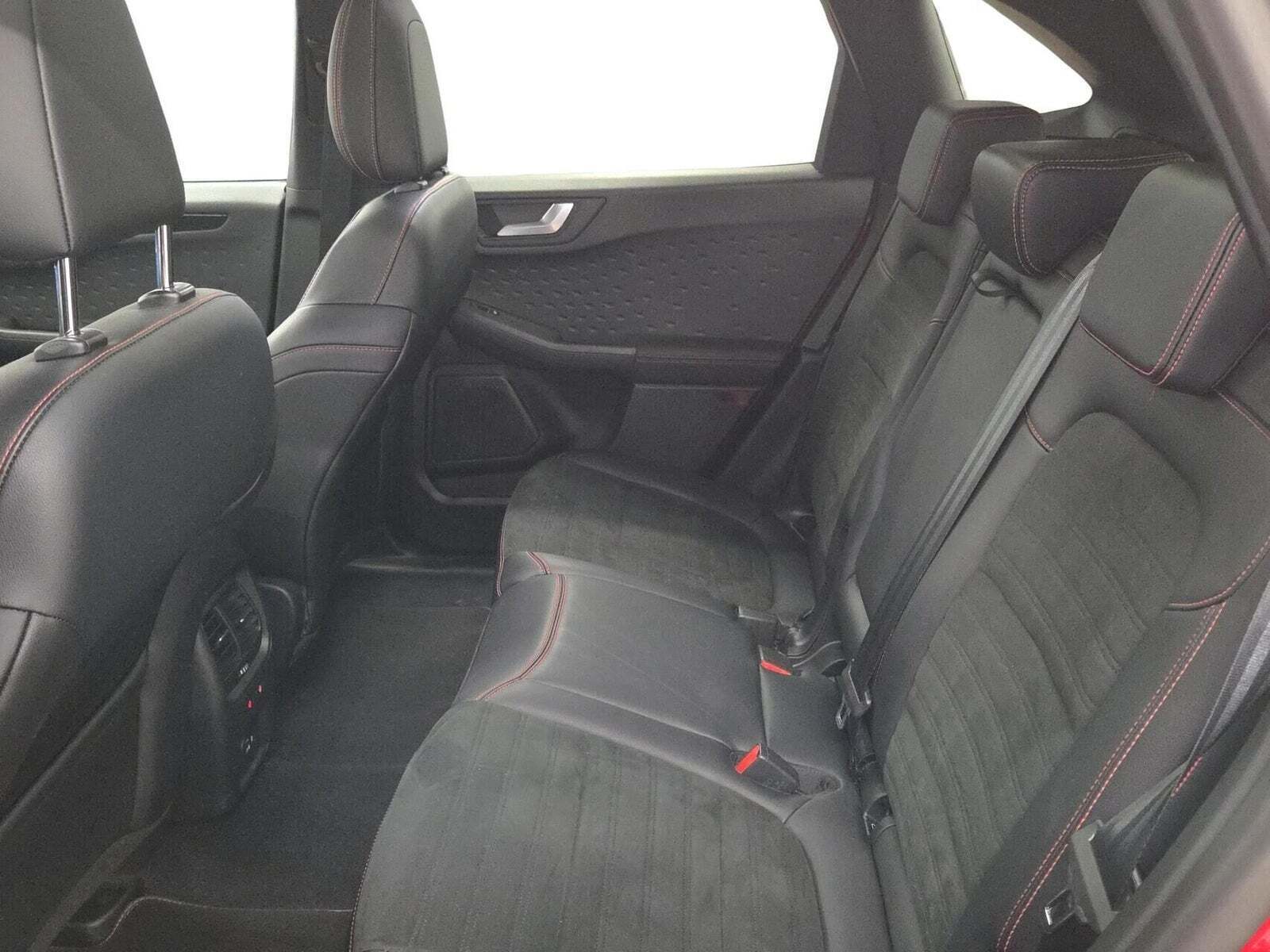 Ford Kuga 2,5 PHEV ST-Line X CVT