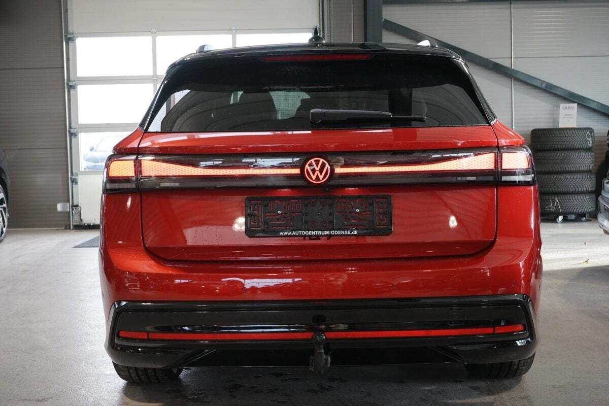 Rød VW ID.7 fra 2025