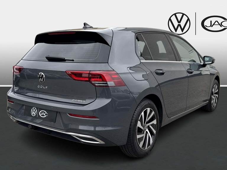 VW Golf VIII 1,4 eHybrid DSG