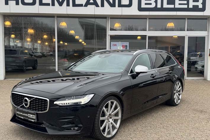 Sort Volvo V90 fra 2018