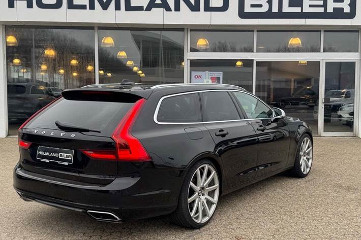 Sort Volvo V90 fra 2018