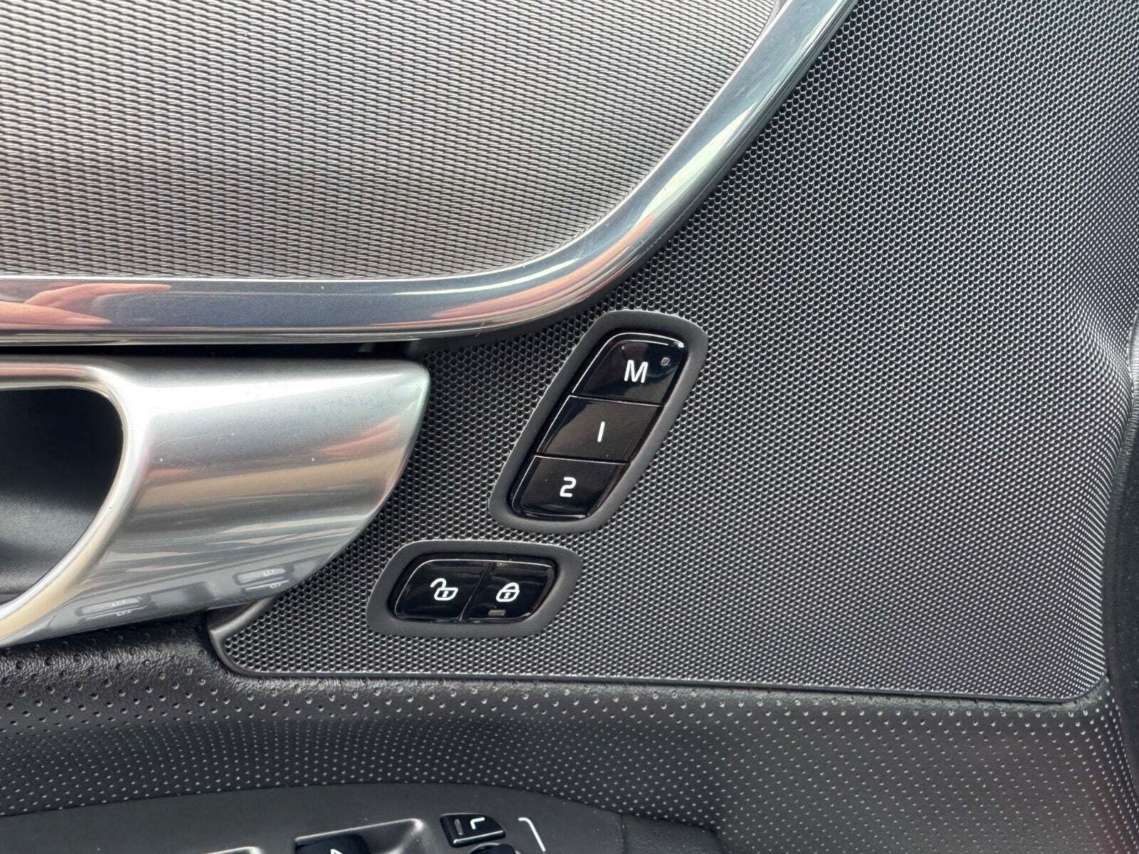 Sort Volvo V90 fra 2018