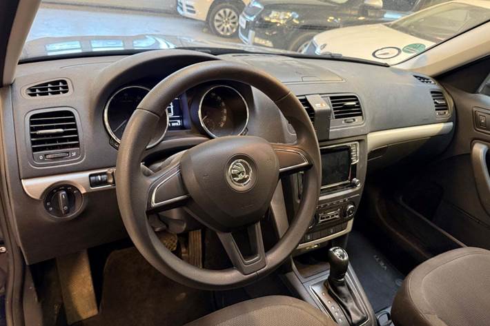 Blå Skoda Yeti Outdoor fra 2017