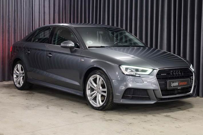 Grå Audi A3 fra 2020