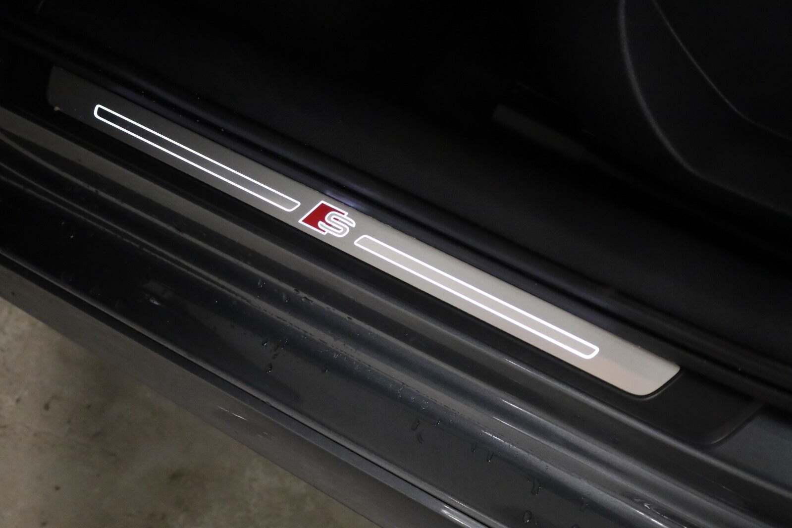 Grå Audi A3 fra 2020