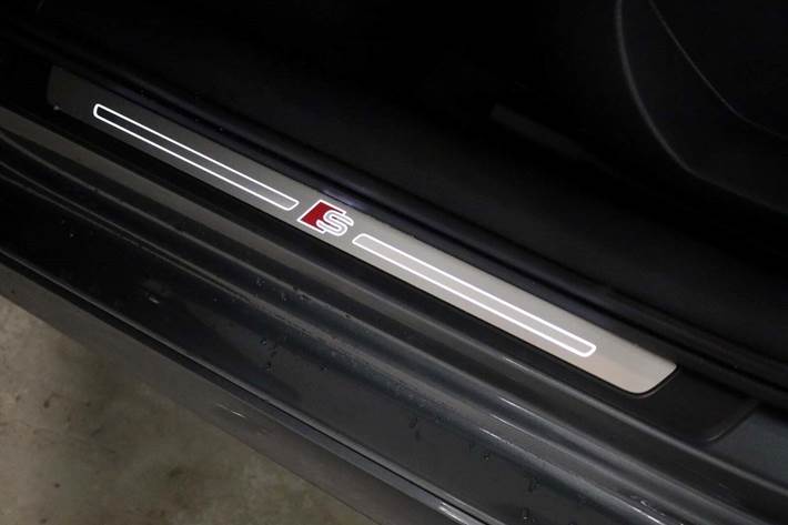 Grå Audi A3 fra 2020