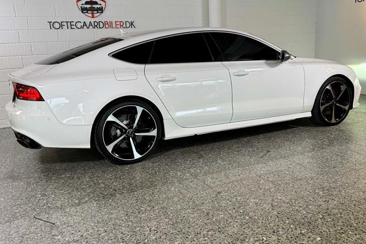 Hvid Audi RS7 fra 2014