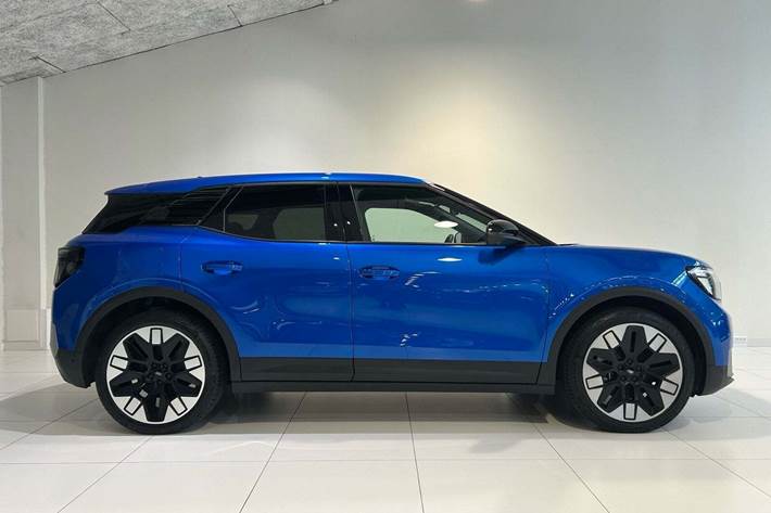 Blå Ford Explorer fra 2024