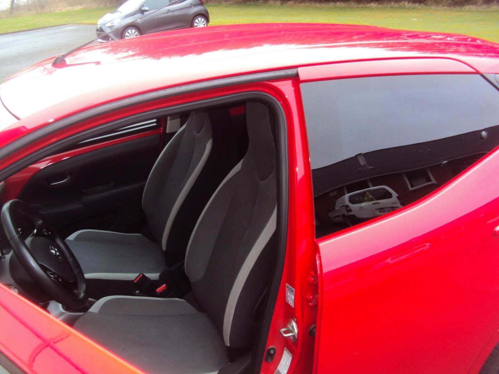 Toyota Aygo 1,0 VVT-i x-press