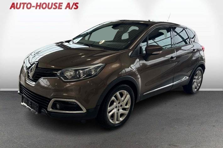 Brun Renault Captur fra 2015