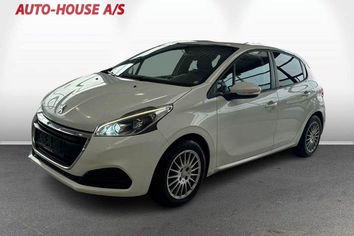 Hvid Peugeot 208 fra 2015
