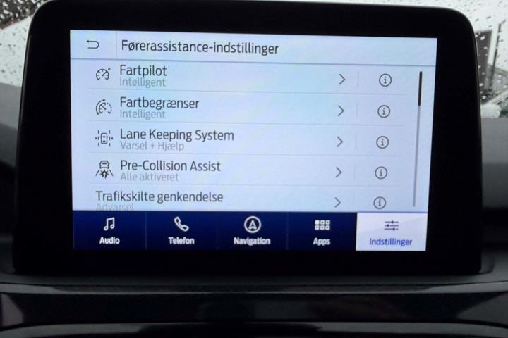 Hvid Ford Kuga fra 2023