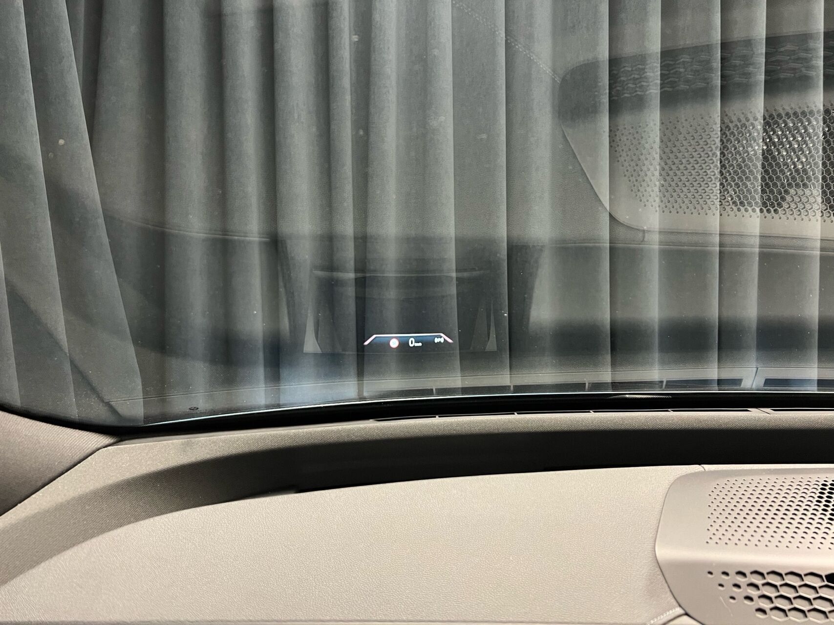 Blå BMW iX fra 2023