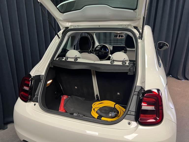 Fiat 500e EL La Prima 118HK 3d Aut.