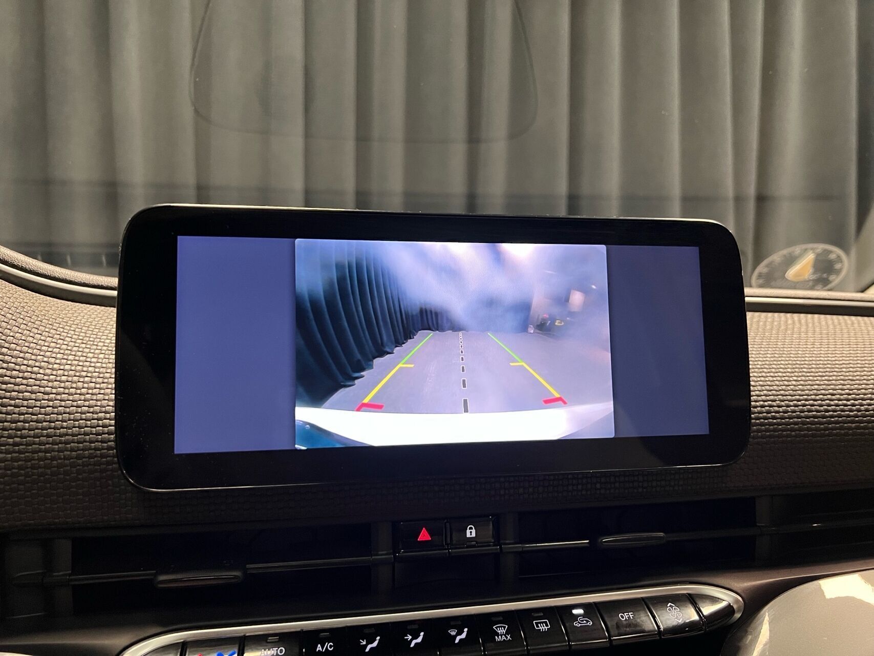 Hvid Fiat 500e fra 2023