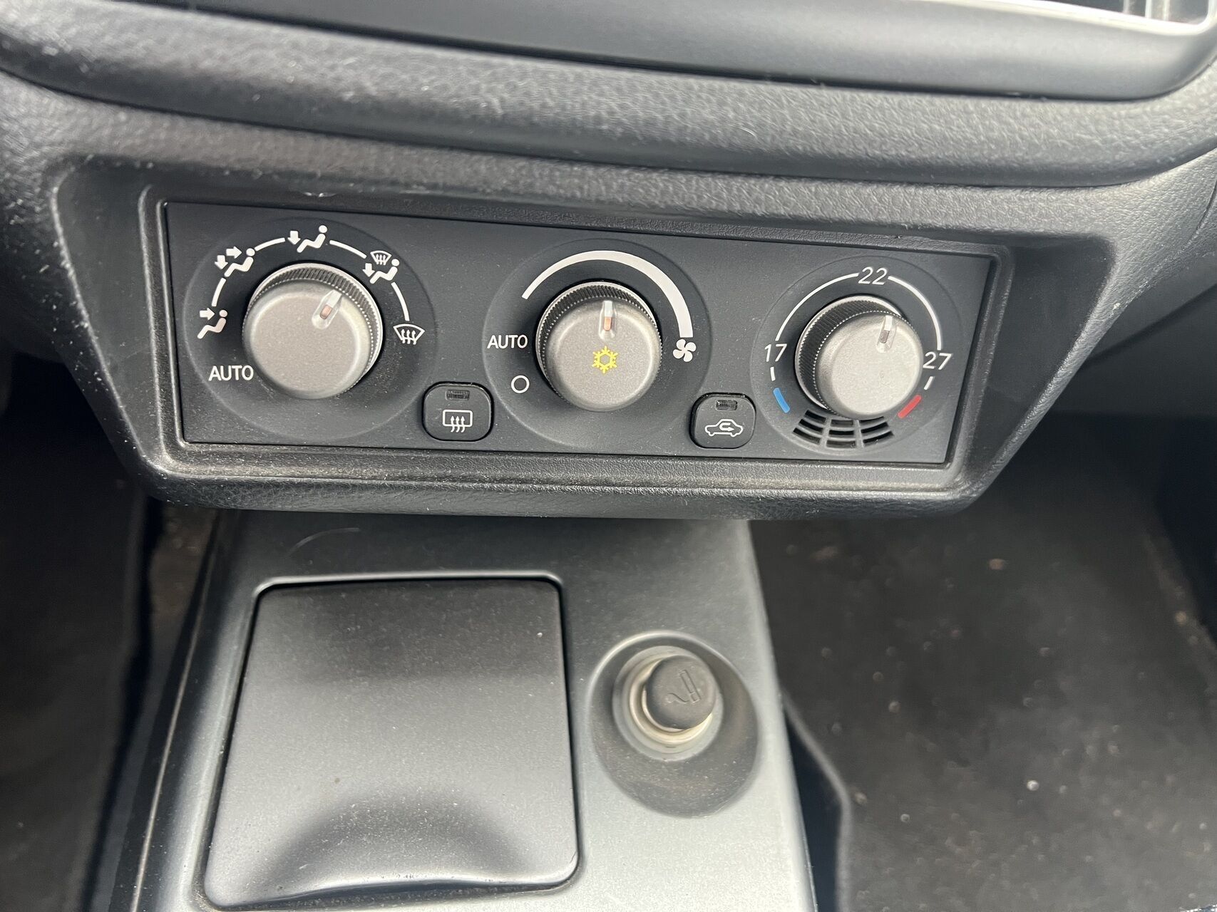 Grå Mitsubishi Lancer fra 2007