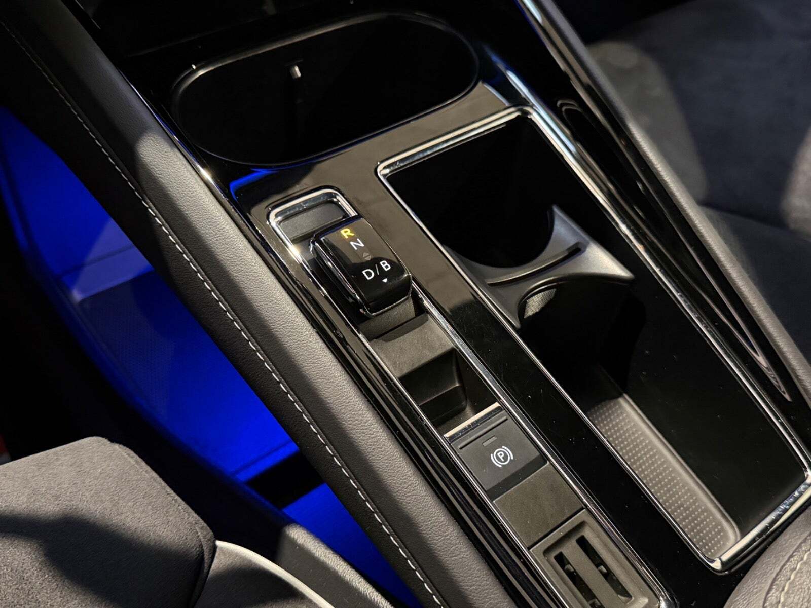 Sort Skoda Enyaq fra 2023