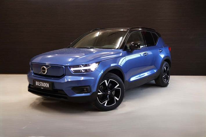 Blå Volvo XC40 fra 2020