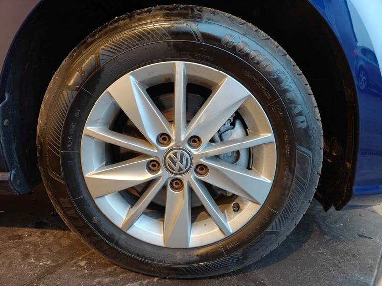 VW Golf VII 1,6 TDi 115 Comfortline Variant