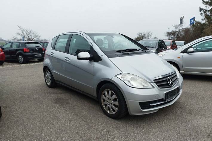 Sort Mercedes A180 fra 2009