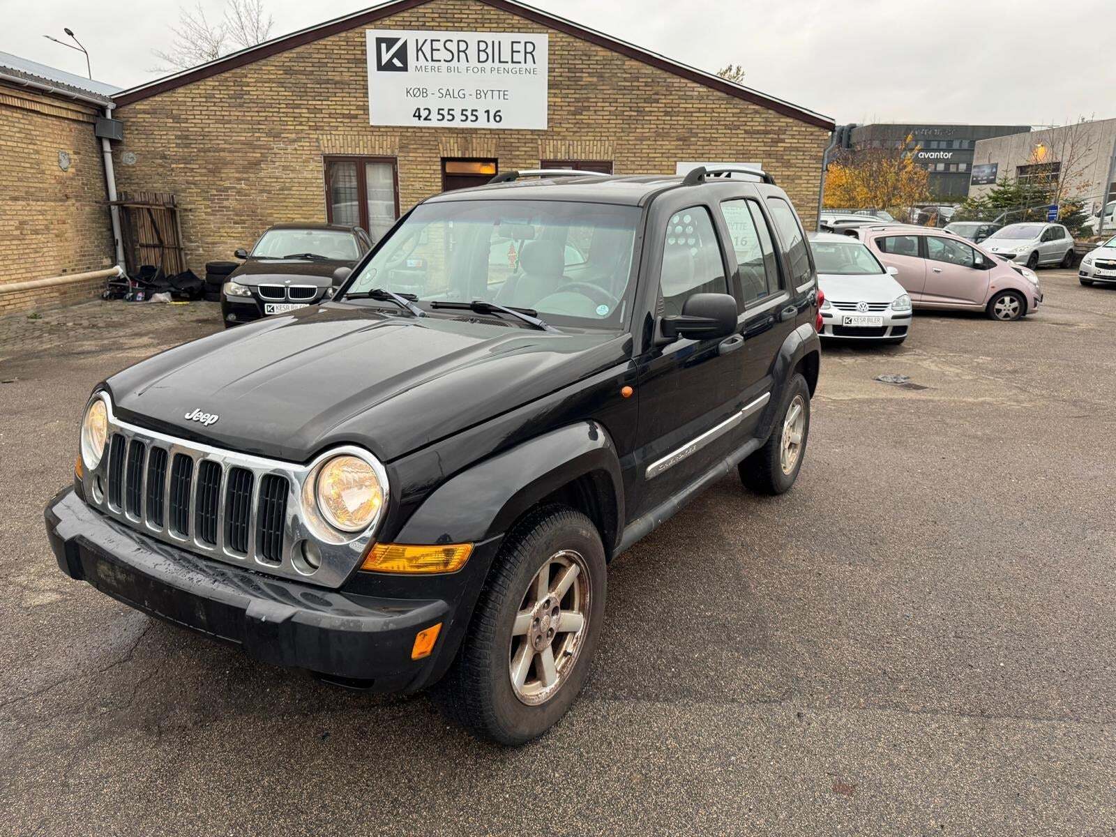 Jeep Cherokee 2,8 CRD Liberty aut. Van