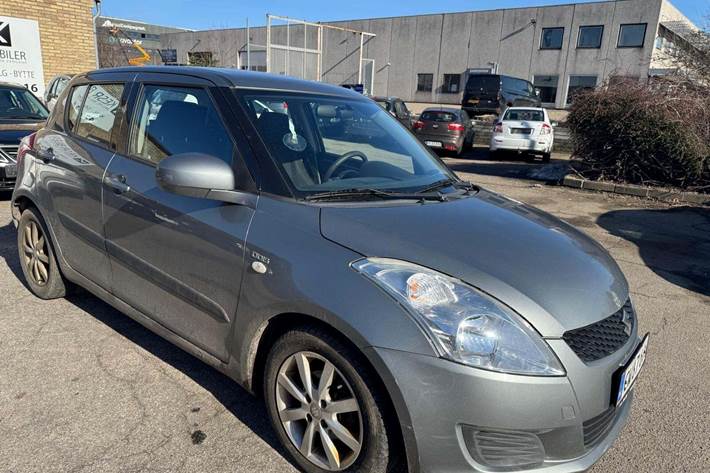 undefined Suzuki Swift fra 2012