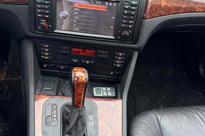 undefined BMW 523i fra 1998