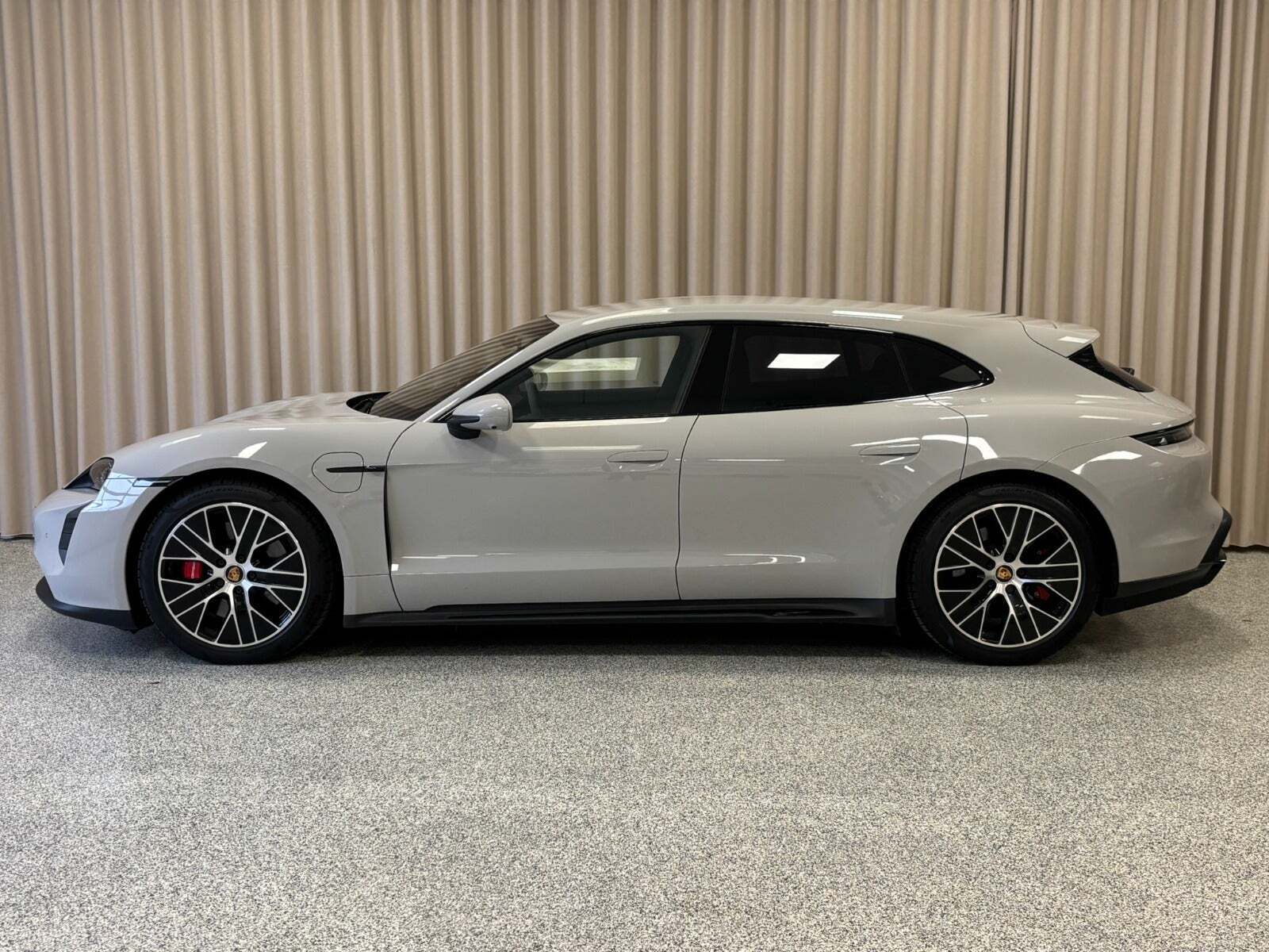 Porsche Taycan GTS Performance+ Sport Turismo