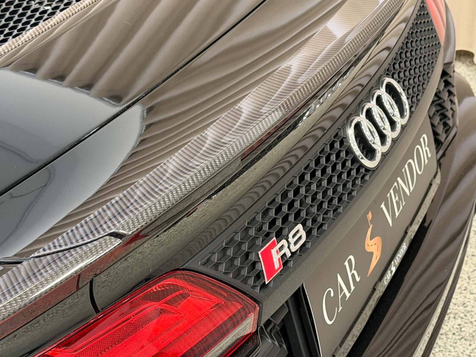 Sort Audi R8 fra 2019
