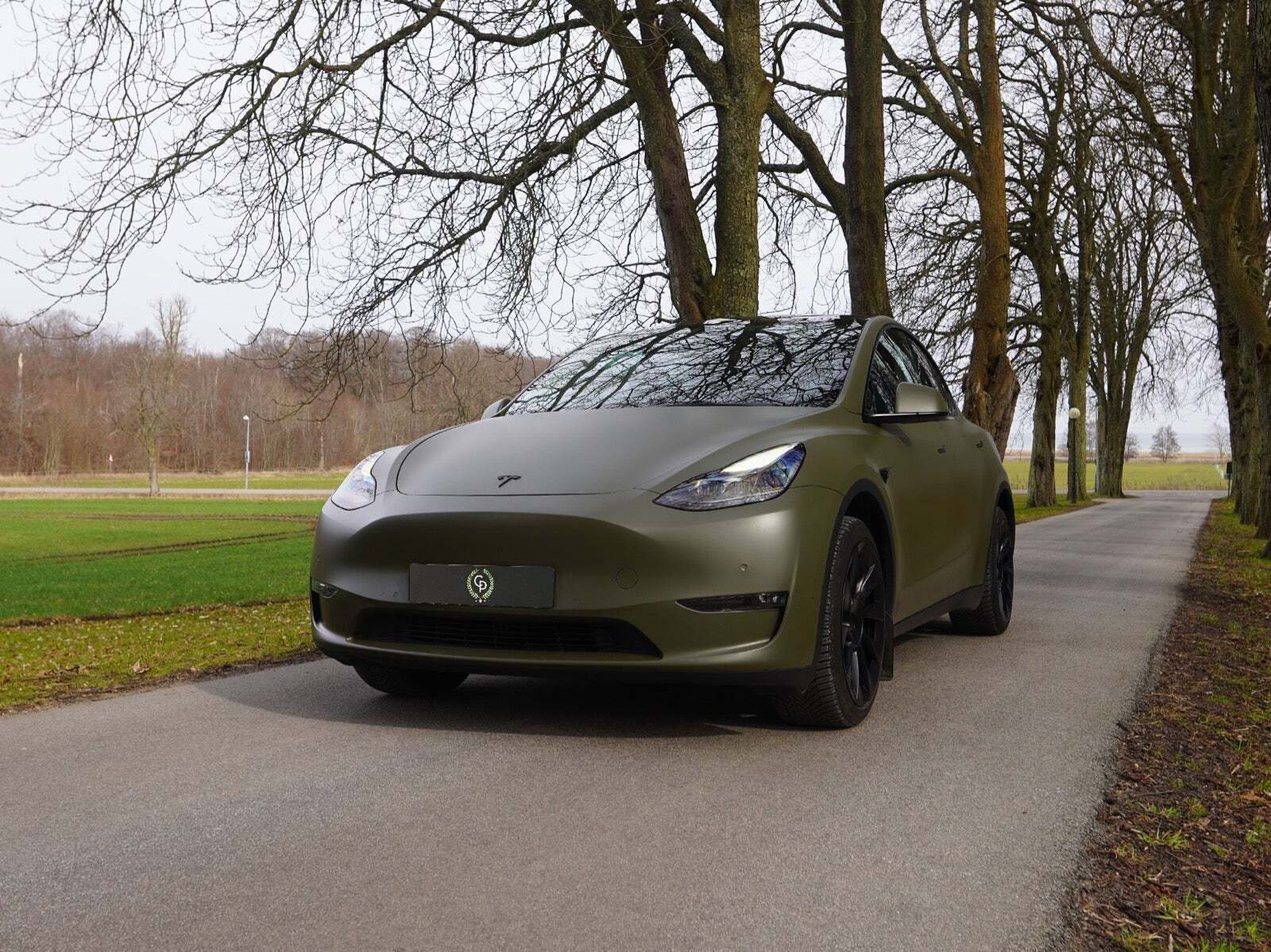 Tesla Model Y Long Range AWD