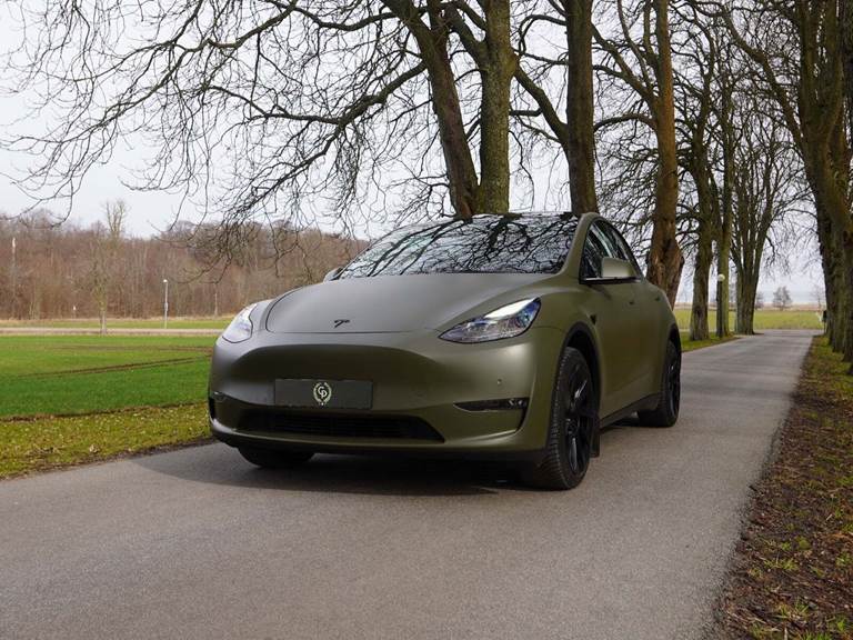 Tesla Model Y Long Range AWD