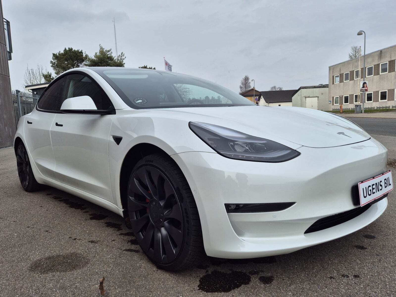 Tesla Model 3 Performance AWD