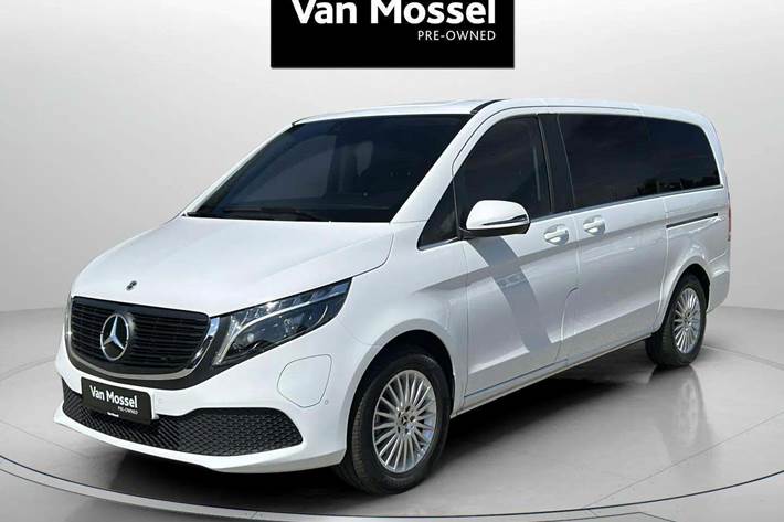 Hvid Mercedes EQV300 fra 2022