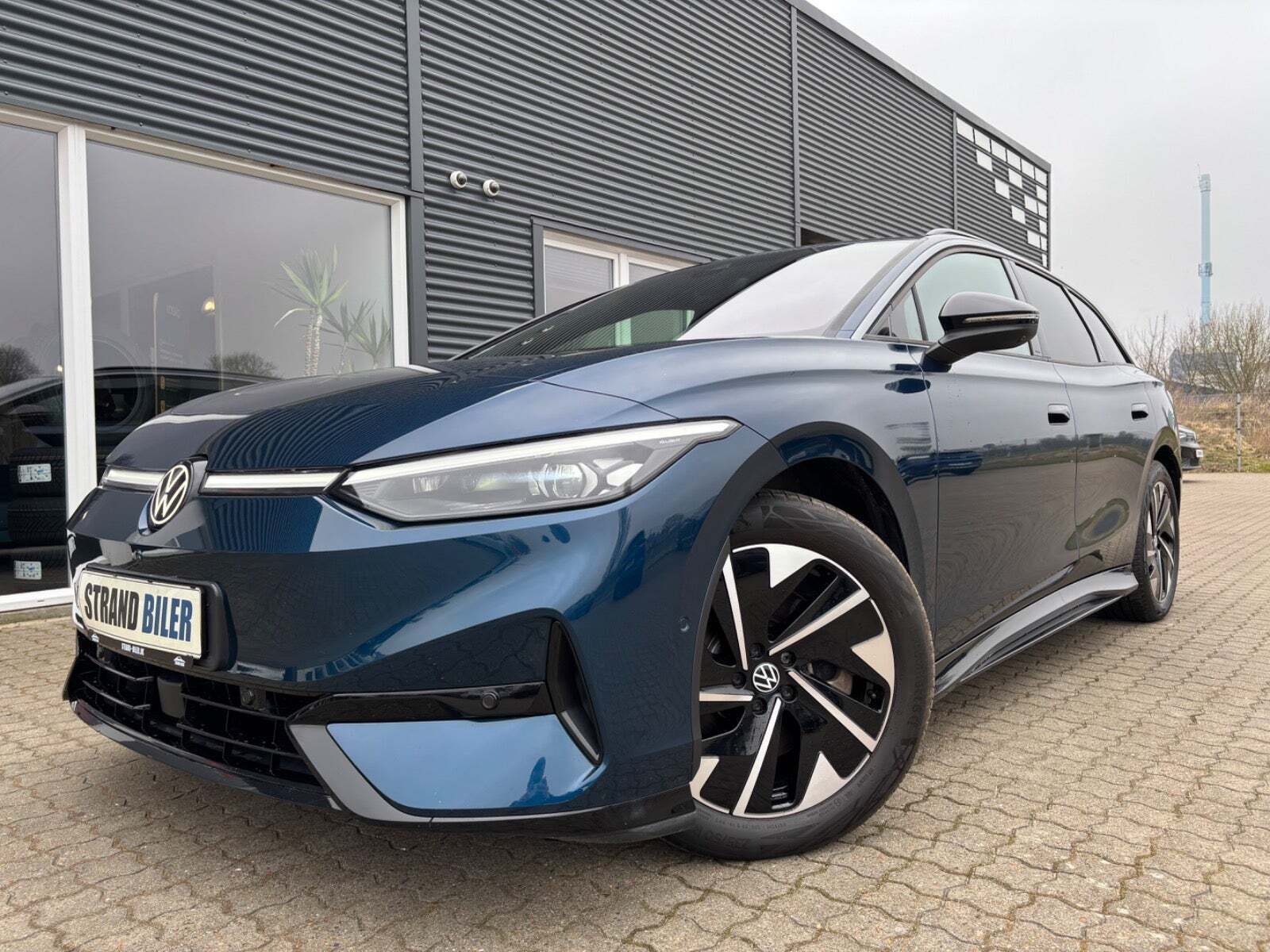 Blå VW ID.7 fra 2025