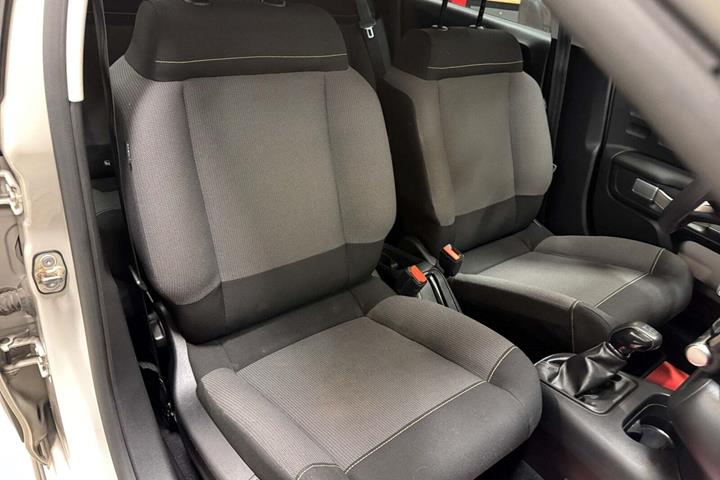Beige Citroën C3 fra 2021