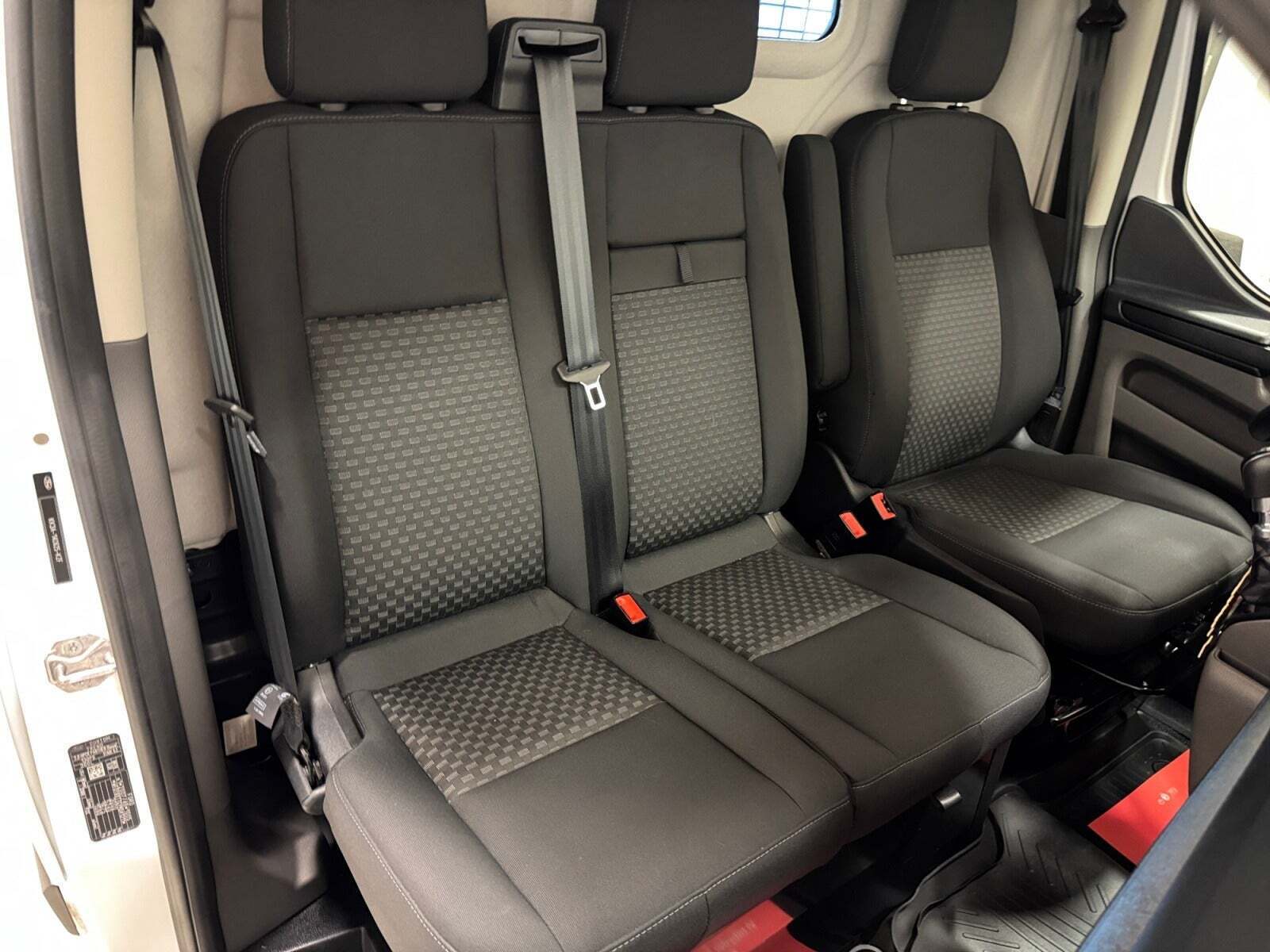 Hvid Ford Transit Custom 300 L2 fra 2022