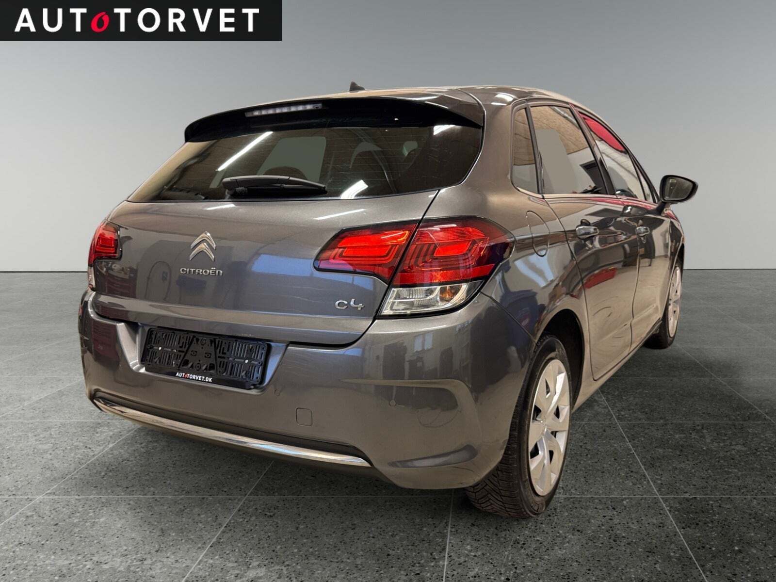 Grå Citroën C4 fra 2018