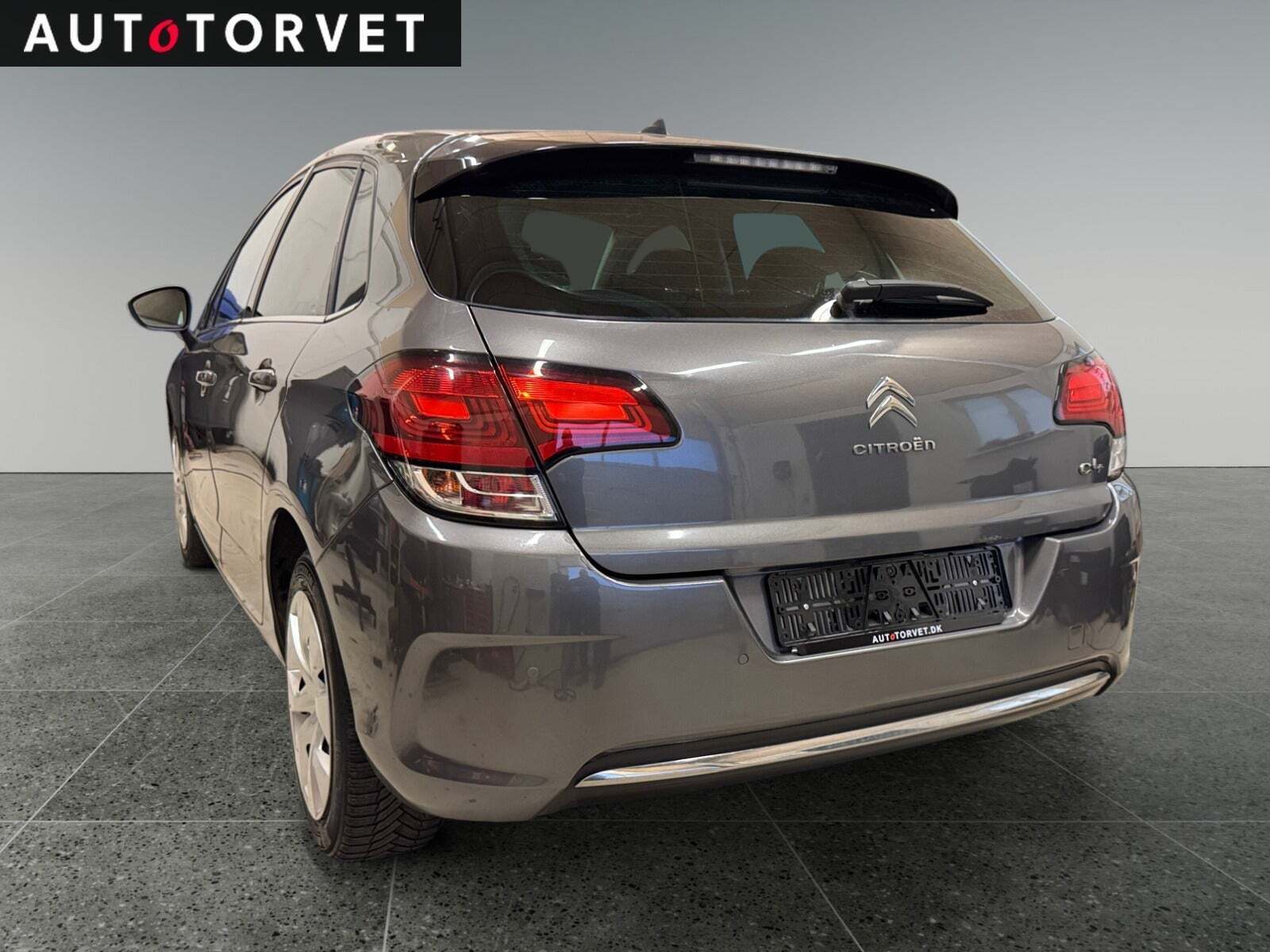 Grå Citroën C4 fra 2018
