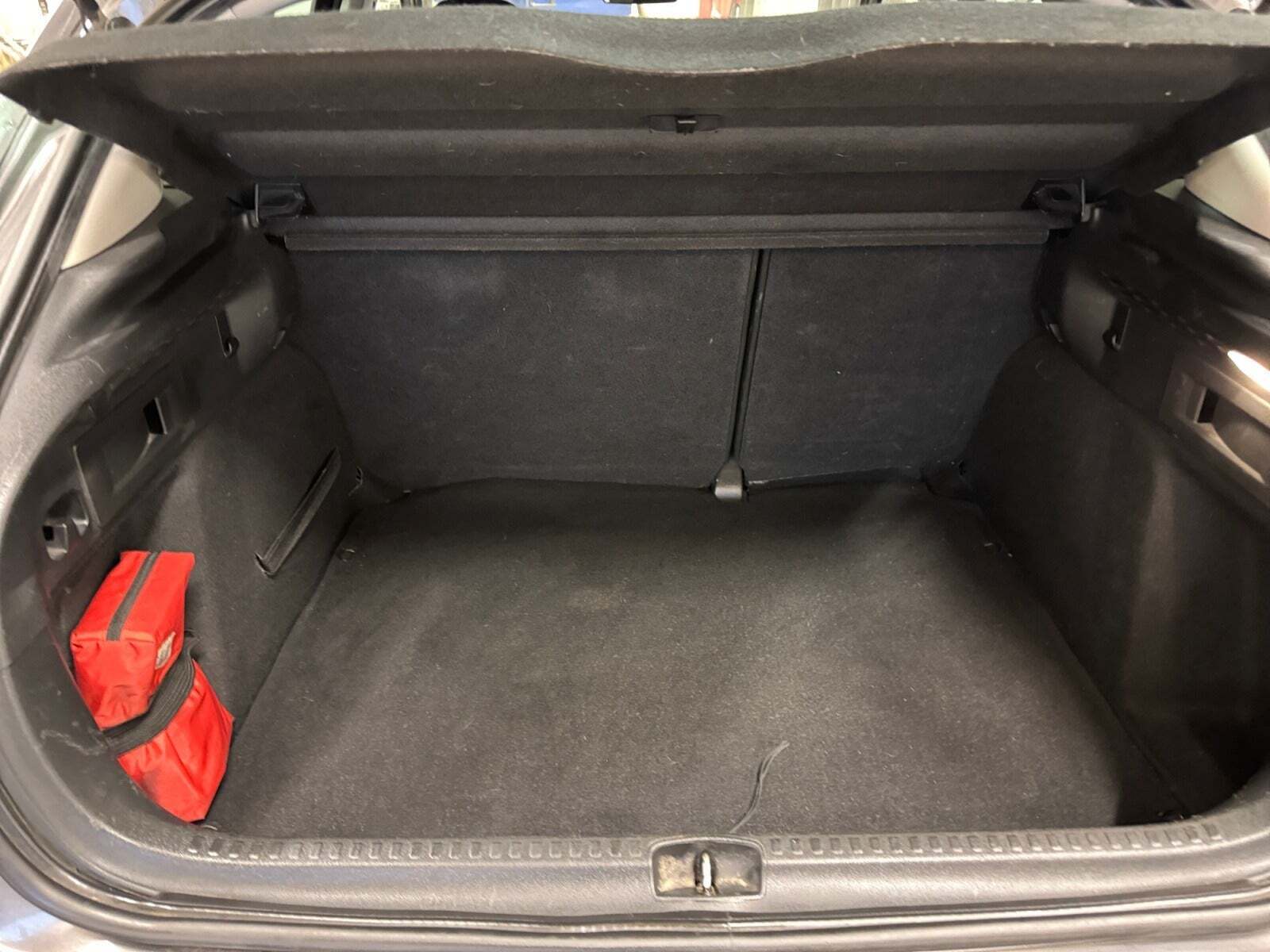 Grå Citroën C4 fra 2018