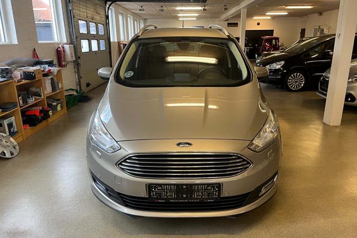 undefined Ford Grand C-Max fra 2016 set udefra