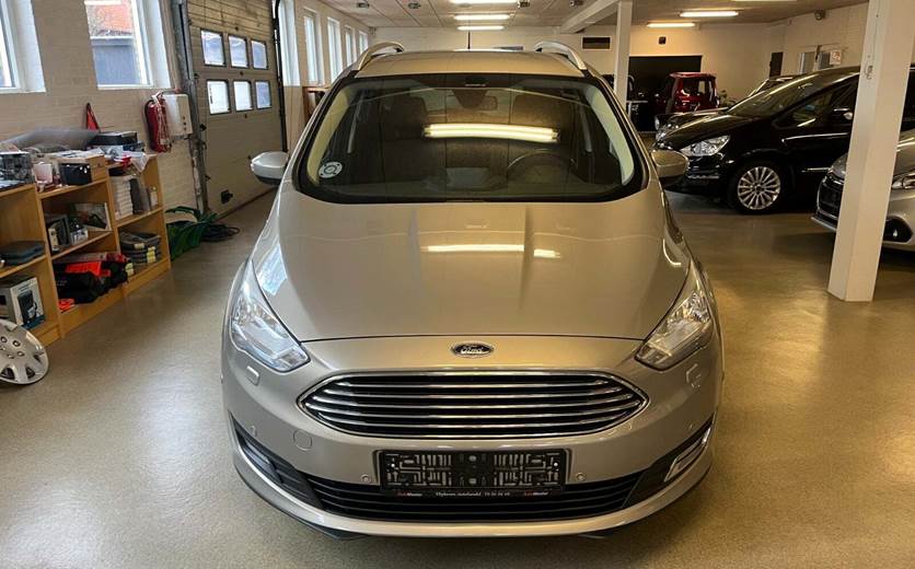 Ford Grand C-Max 1,0 SCTi 125 Titanium