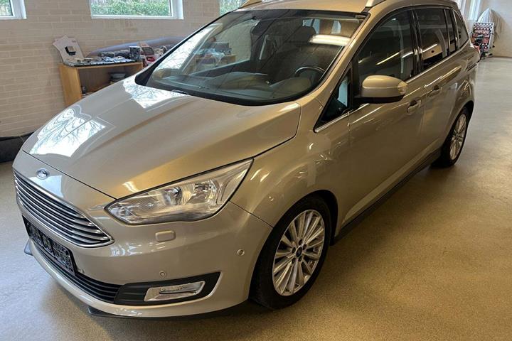 undefined Ford Grand C-Max fra 2016 set udefra